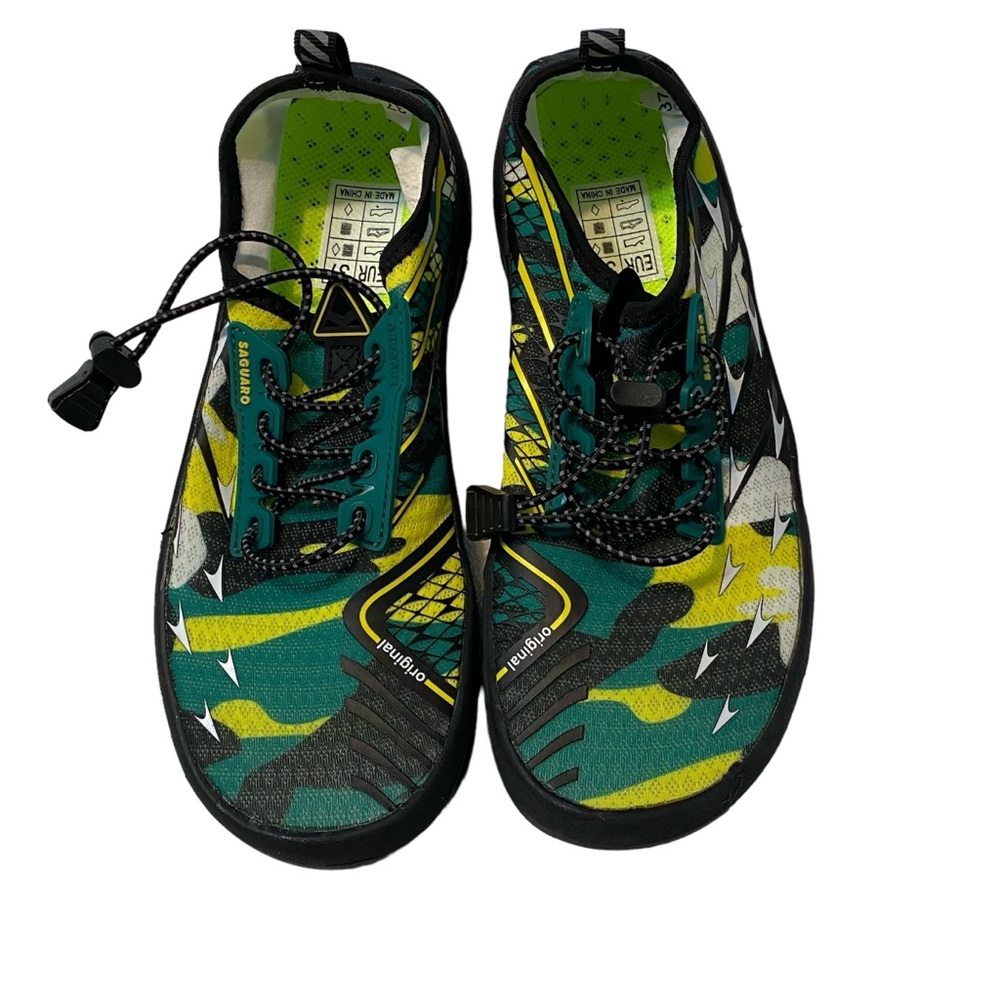 Saguaro Water Shoes 6.5 US Euro 37